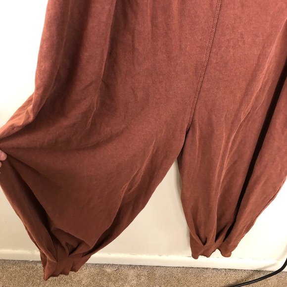 Free People Lotta Love Pleated Jumpsuit Brown Size Medium - Picture 6 of 15